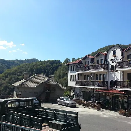 Rodopsko Katche Guest house 3*