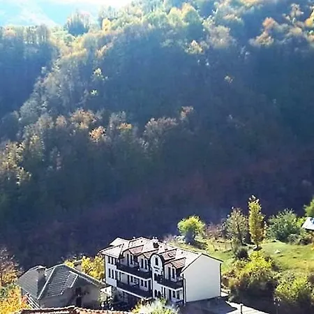 Πανσιόν Rodopsko Katche